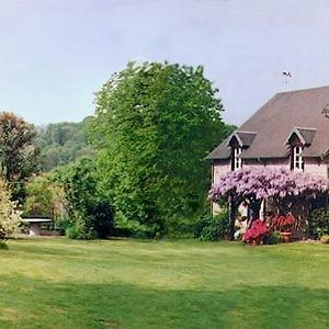 Captains Cabin, Gite Neuf Dans Ancienne Maison Campagne Lejlighed Saint-Priest-la-Plaine Exterior photo