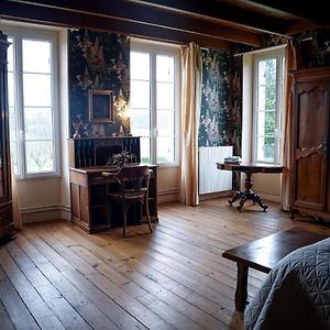 Chambre Confortable Dans Maison Bourgeoise Hotel Rouffignac Exterior photo