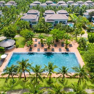 Best Western Premier Sonasea Villas Phú Quốc Exterior photo
