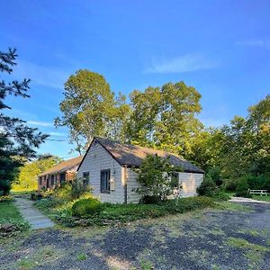 Cozy Ranch By The Trail & Sleeping Giant Lejlighed Hamden Exterior photo