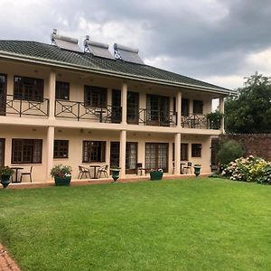 A Boutique Lodge Situated In A Serene Environment - 2030 Harare Exterior photo