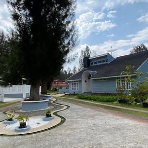 Villa Berastagi Indah A17 - Tebu Manis Exterior photo