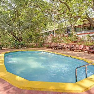 Treebo Trend Cecil Resort 600 Mtrs From Matheran Railway Station Exterior photo