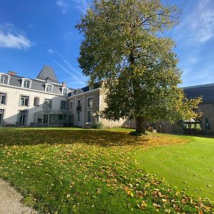 La Chambre Et Le Studio Du Chateau Du Golf De Bernalmont Bed and Breakfast Liège Exterior photo