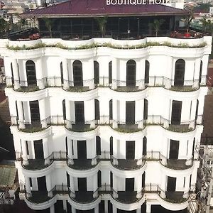 Kesuma Front One Boutique Palembang Hotel Exterior photo