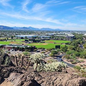 Phoenix Marriott Resort Tempe At The Buttes Exterior photo