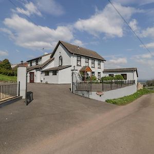 Moors Farm Villa Cinderford Exterior photo