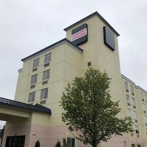 Airport Lodging Pittsburgh Airport Hotel Coraopolis Exterior photo