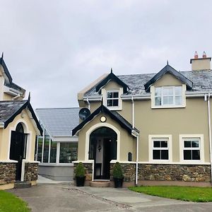 3 Bedroomed House Minutes' Walk From Kenmare Town Exterior photo