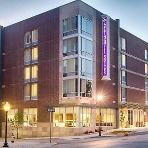 Springhill Suites By Marriott Bloomington Exterior photo