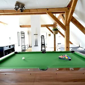 Black Billard L Loft Fuer 2-4 Personen L Wohlfuehlen In Altstadtnaehe Lejlighed Landshut Exterior photo