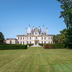 Chateau De Lussac Bed and Breakfast Lussac  Exterior photo