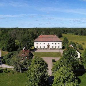 Laegenhet I Slott Fran 1600-Talet Lejlighed Uppsala Exterior photo