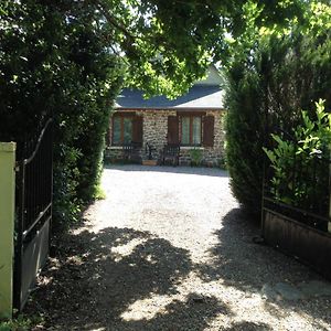 La Chevallerie - Tranquil Oasis Bed and Breakfast Isigny-le-Buat Exterior photo