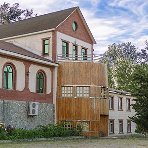 Chabiant Guesthouse Chateau Monolit Ikinci Yeniyol Exterior photo