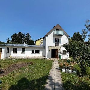 Central-Vintage Villa With Free Parking And 5Min Walk To Metro Wien Exterior photo