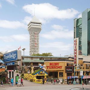 Travelodge By Wyndham Niagara Falls At The Falls Exterior photo