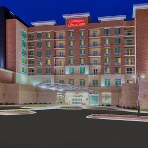 Hampton Inn & Suites Owensboro Downtown Waterfront Exterior photo