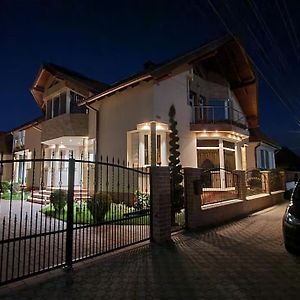 Melux Airport House Lejlighed Cinta Exterior photo