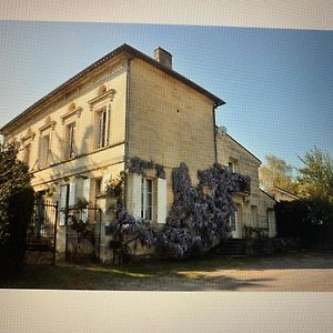 Buisson Gite Et Chambre D'Hote Bed and Breakfast Laruscade Exterior photo