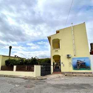 La Casa Del Pescatore Villa San Giovanni Suèrgiu Exterior photo