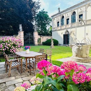 Wisteria Lodge By Veneto Villa Villa Osti Exterior photo