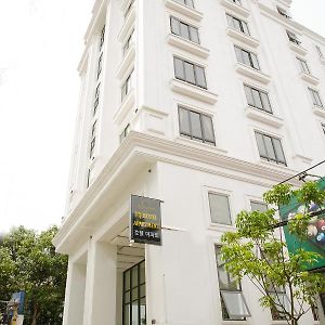 Tq Hotel & Apartment Hai Phong Exterior photo