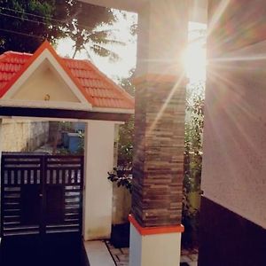 Krishnasree Villa Thiruvananthapuram Exterior photo