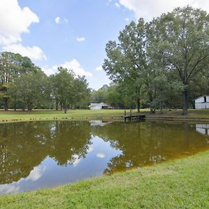 Natures Care Home With Pond, 16 Mi To Memphis! Olive Branch Exterior photo