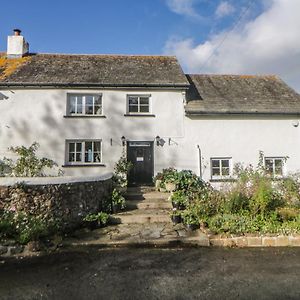 The Miller'S Cottage Okehampton Exterior photo