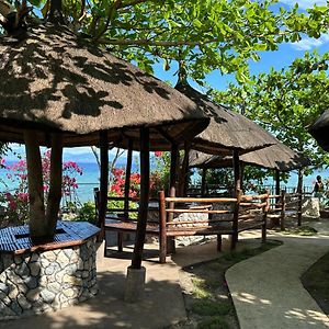 Nanay Eustiquia Beach Resort Saavedra Exterior photo