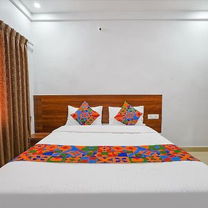 Fabhotel Whitefield Suites Bangalore Exterior photo