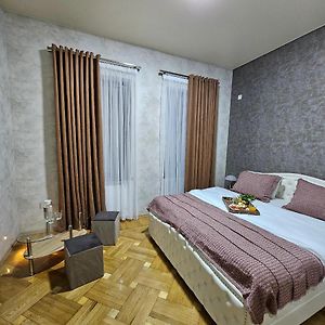 Memory Basket Hotel Kutaisi Exterior photo