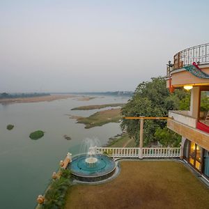 Narmade River View Resort & Restaurant Hoshangabad Exterior photo