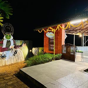 Farm Fort Resort By Luxdens Hotels Calicut Exterior photo