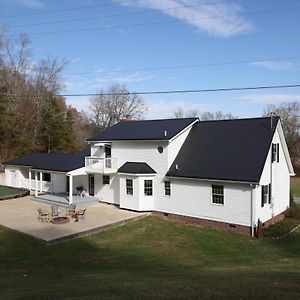 The Kennedy House Villa Grayson Exterior photo