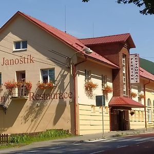 Penzion Janostik Hotel Rožnov pod Radhoštěm Exterior photo