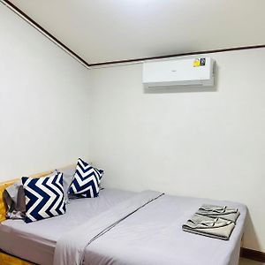 Lungwang Guest House Ban Rak Thai Exterior photo