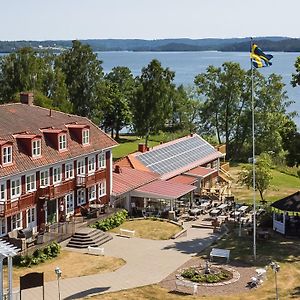 Smålandsgården Hotel Gränna Exterior photo