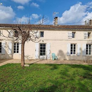 Ex Domaine Chandelier Hotel Anglade Exterior photo