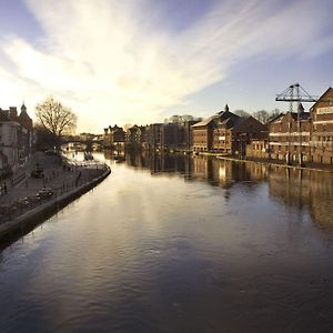 Newly Renovated City Centre Flat - Pass The Keys Lejlighed York Exterior photo