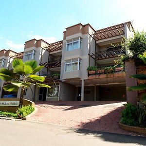 Room In Apartment Kigali Exterior photo