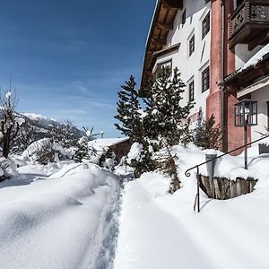 Strasserwirt - Ansitz Zu Tirol Hotel Strassen Exterior photo