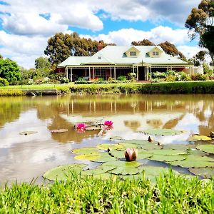 The Lake House Waranga Shores Villa Exterior photo