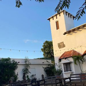 Captains Quarters At Lowry Hill Lejlighed Christiansted Exterior photo