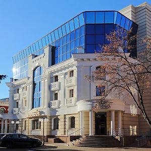 Hotel Aristokrat Poltava Exterior photo