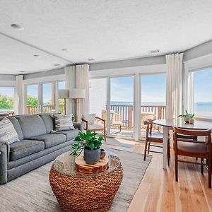 Stunning Waterfront, Updated Tc Condo With Pool Traverse City Exterior photo