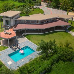 Bel Air Mansion By Stayvista - A Tranquil Oasis With A Spacious Deck, Gazebo, Sauna, Jacuzzi & A Mini-Amphitheatre Lonavala Exterior photo