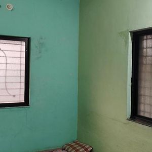 Bhagyashlip Niwas Lejlighed Akalkot Exterior photo