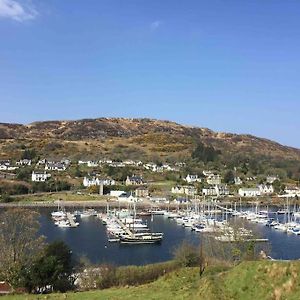Tarbert Large, Bright, 4 Bedroom Flat With Harbour Views Exterior photo